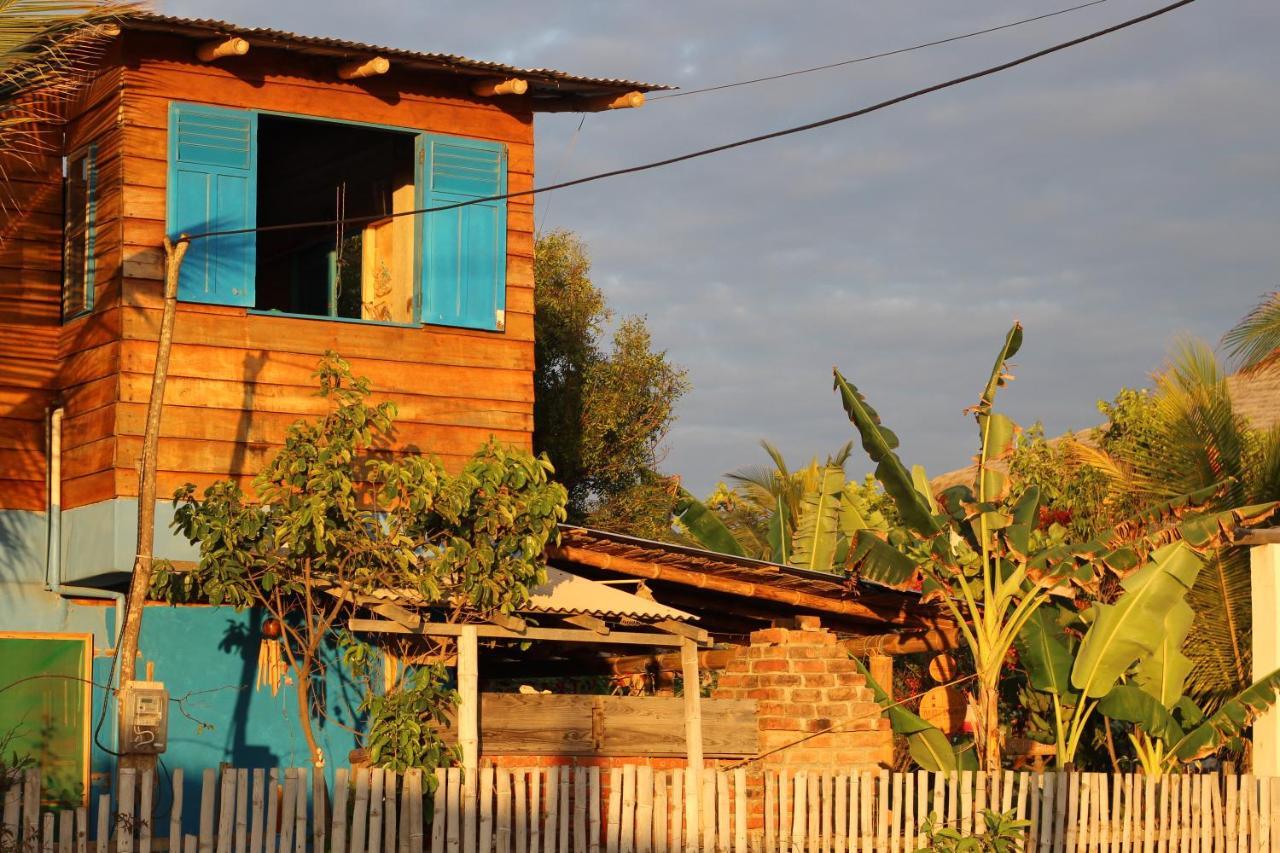 Hostal Puerto Engabao Surf Shelter Exterior foto